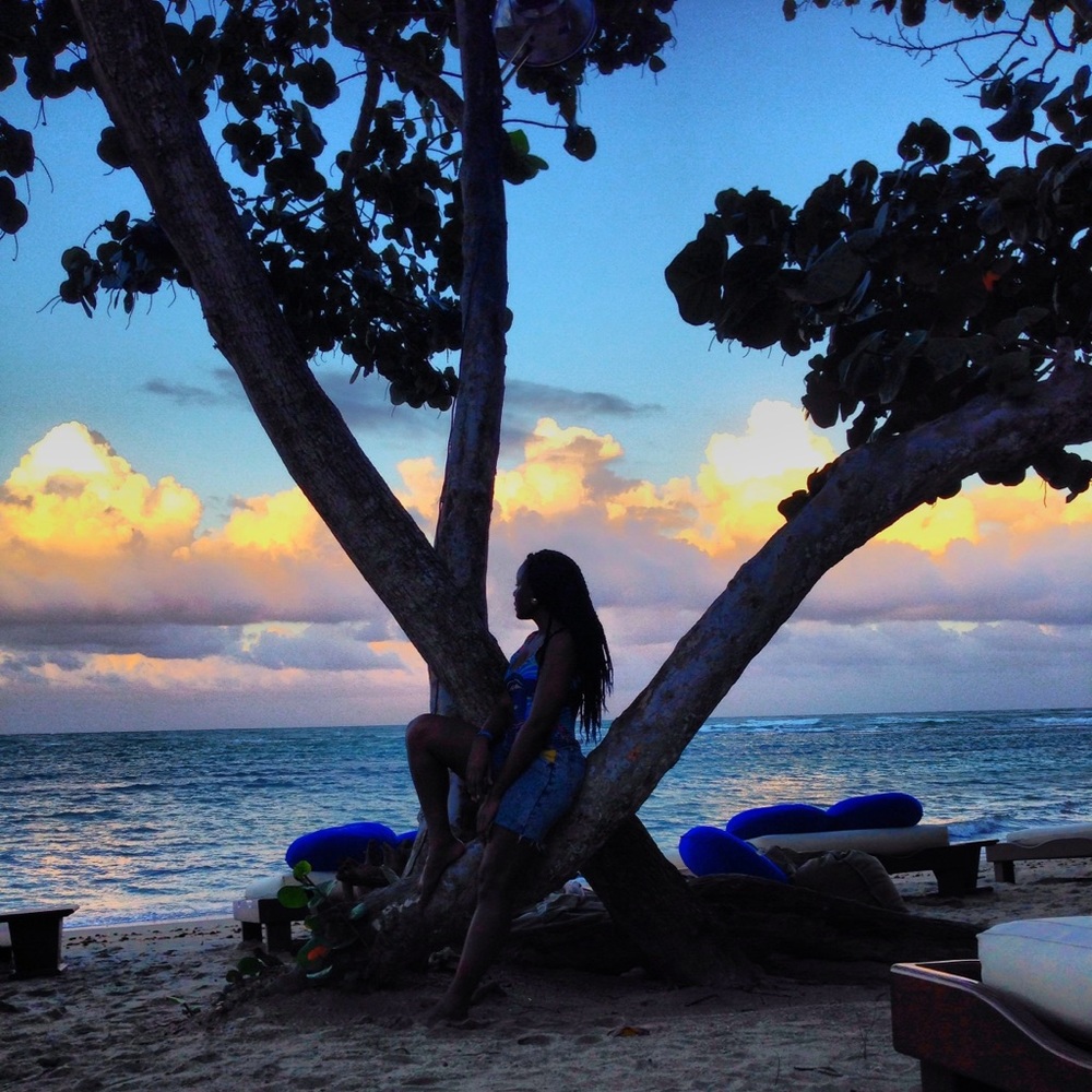 Meet your Posher, Amara